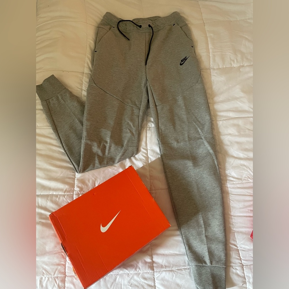 Grey Nike Tech Fleece Pants size S TALL